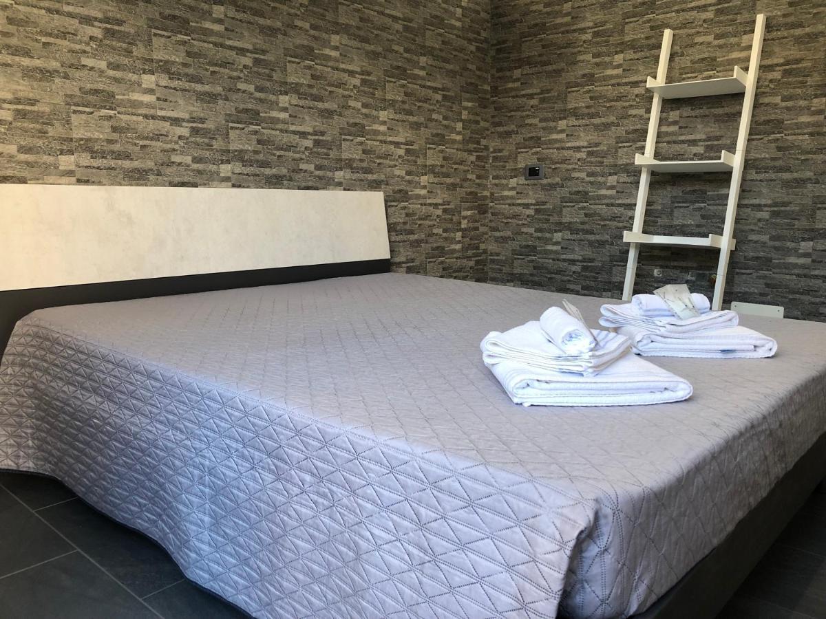 Sunrise Beach Apartment Trapani Esterno foto