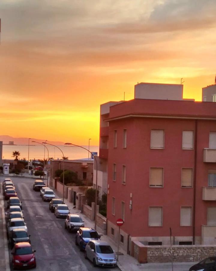 Sunrise Beach Apartment Trapani Esterno foto