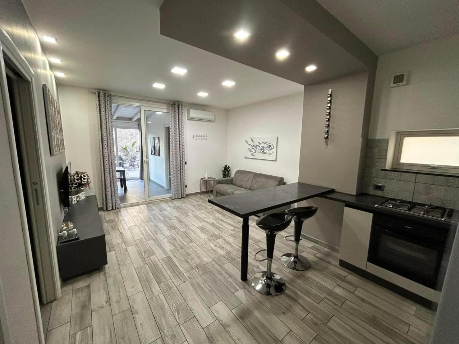 Sunrise Beach Apartment Trapani Esterno foto
